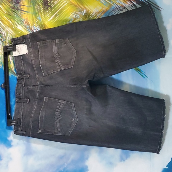 Free Planet men's denim shorts size 33 - Picture 2 of 4